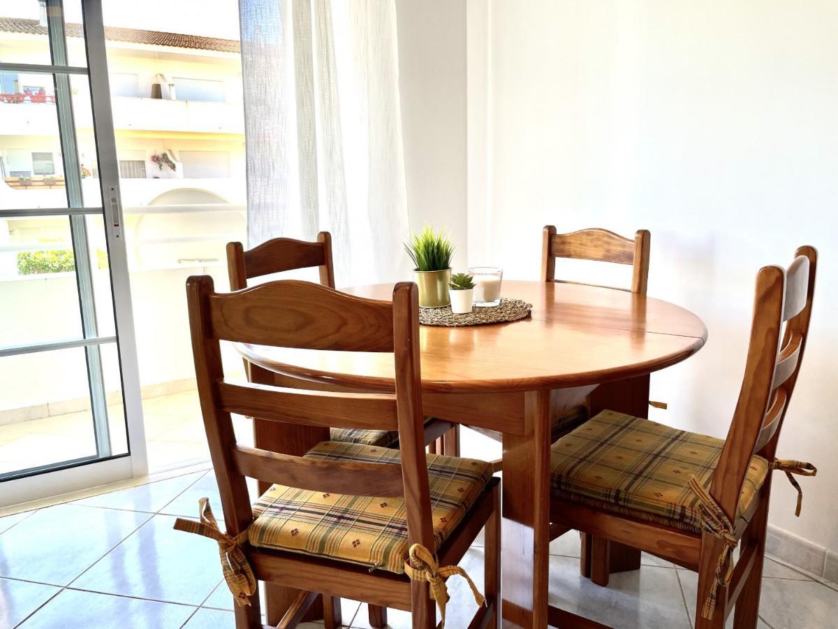 Amazing 1 Bedroom Apartment Near Marina Виламура Экстерьер фото