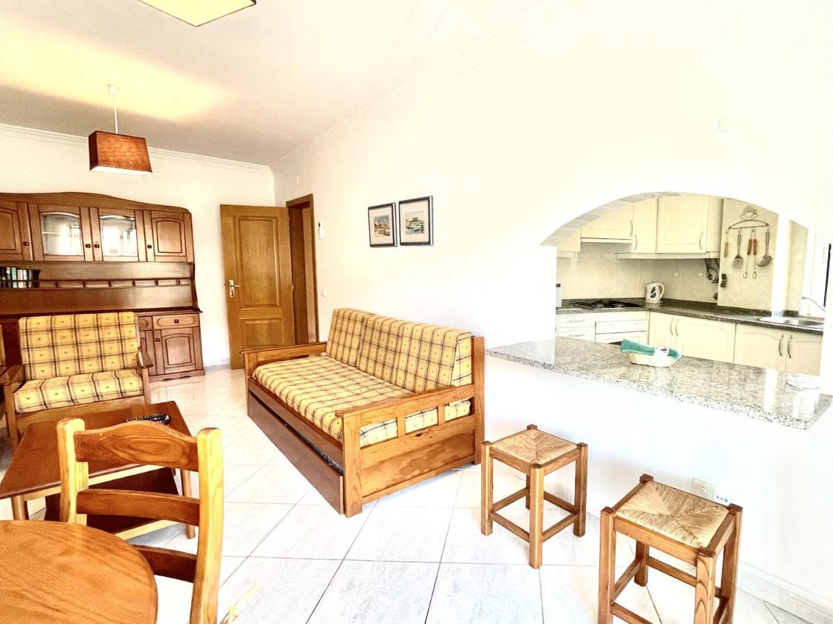 Amazing 1 Bedroom Apartment Near Marina Виламура Экстерьер фото
