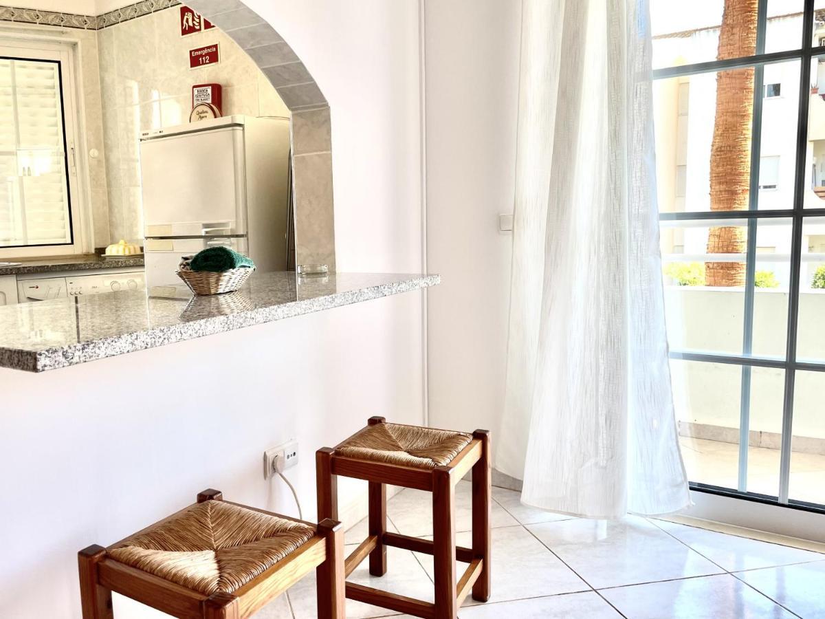 Amazing 1 Bedroom Apartment Near Marina Виламура Экстерьер фото